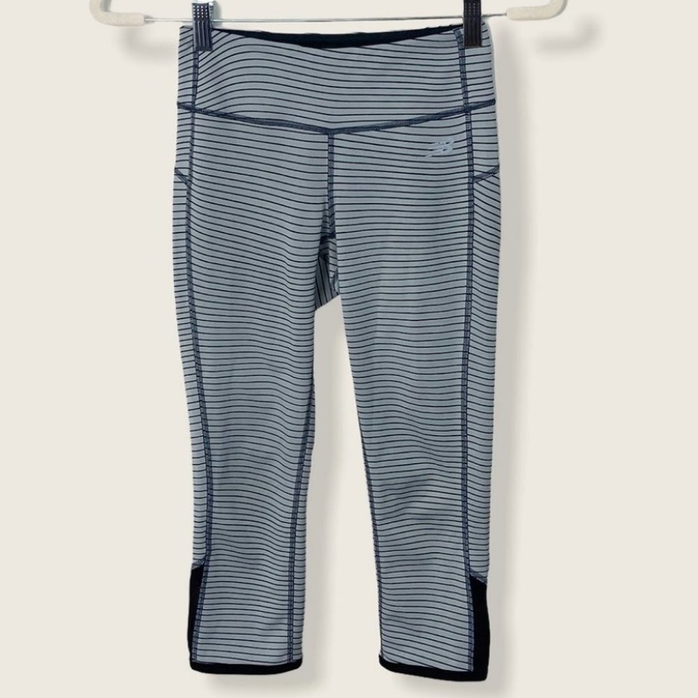 New Balance J Crew West Stride Leggings Stripe Womens Size Small Grey White Crop
